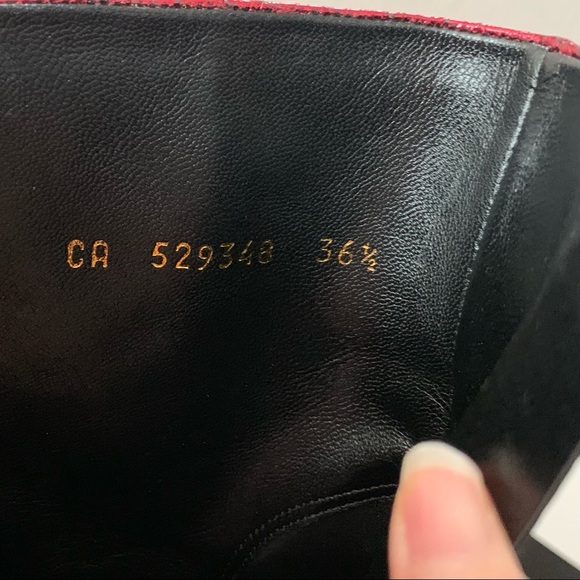 Saint Laurent ruby boots - Picture 15 of 16